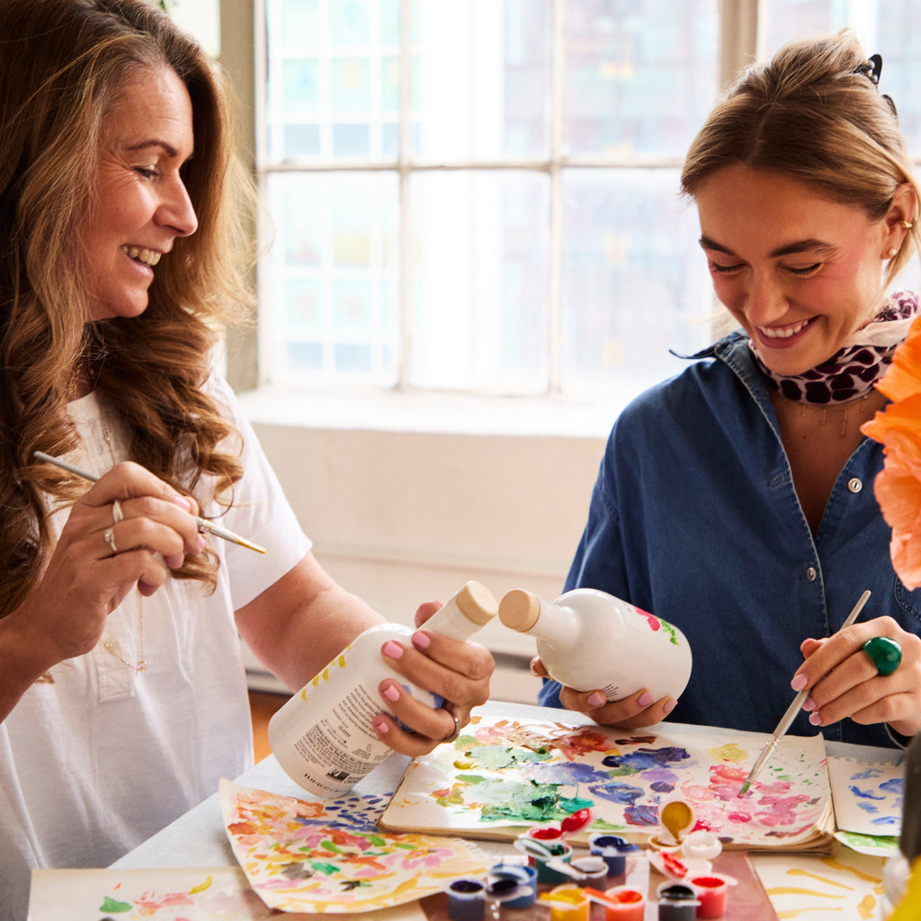 The Paint & Pour Gift Set